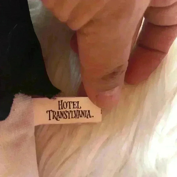 Hotel Transylvania movie 2012 Zombie plus about 18 - Picture 7 of 7